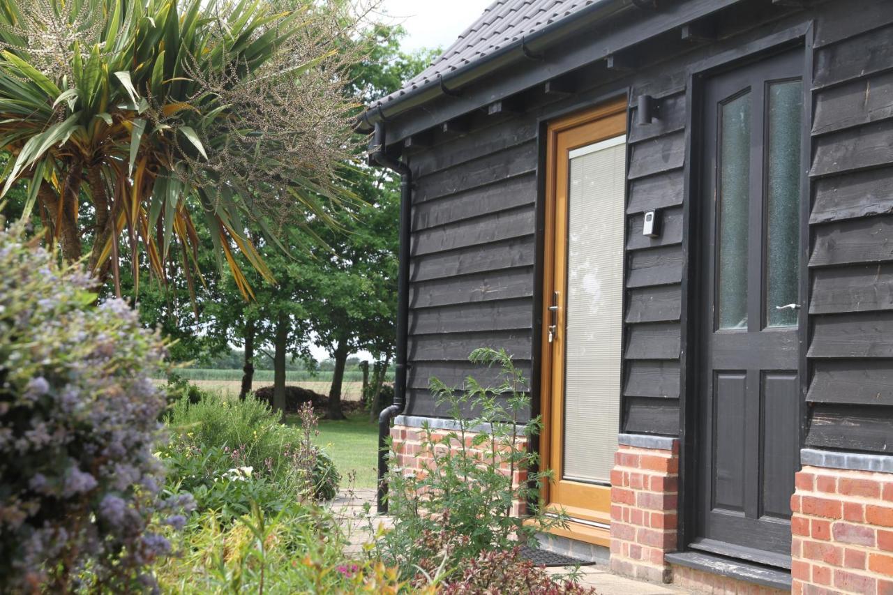 Superb Stokesby Barn Apartment - Norfolk Broads & Norwich Εξωτερικό φωτογραφία